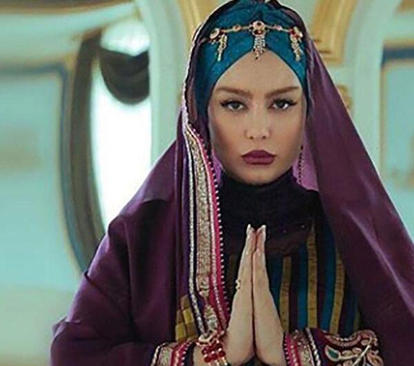 عکس بازیگران فیلم تک خال