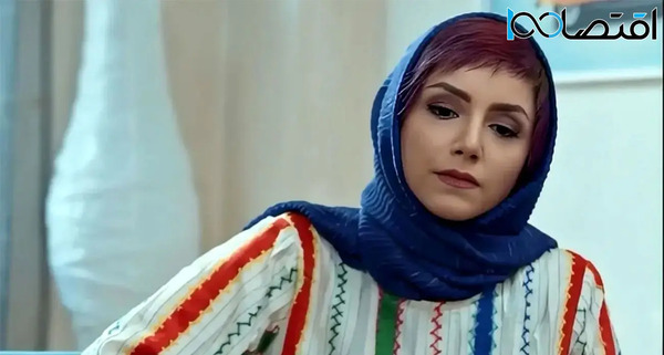 عکس نازنین بیاتی در فیلم آینه بغل