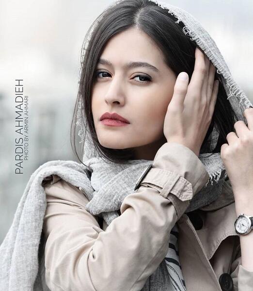 عکس پردیس احمدیه در سریال یادآوری