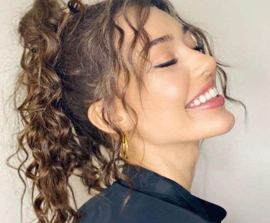 عکس رویا در سریال شعله های اتش