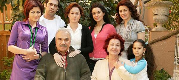 عکس بازیگران سریال رهایی ترکی