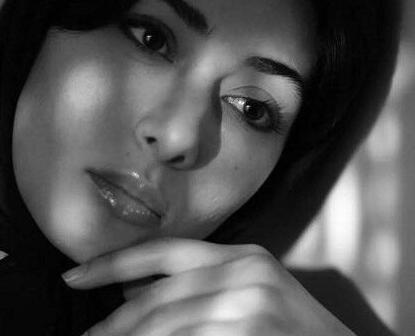 عکس زهرا در سریال دختر سفیر