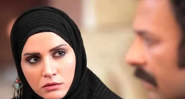 عکس ساره در سریال حوالی پاییز