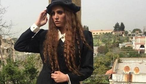 عکس ساره در سریال حوالی پاییز
