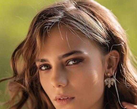 عکس های جمره در سریال استانبول ظالم