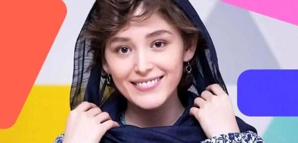 عکس فرشته حسینی مصاحبه انگلیسی