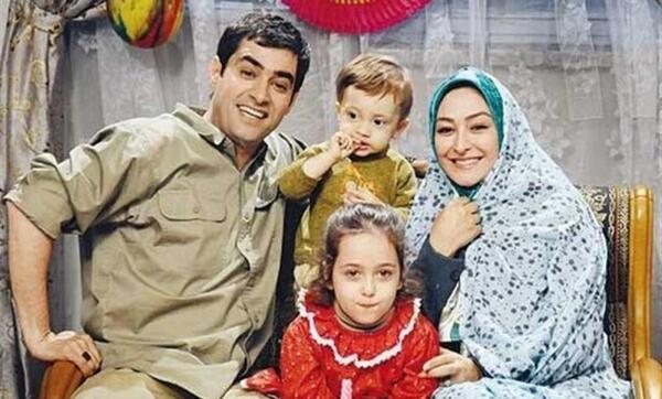 عکس کودکی فرشته حسینی در شوق پرواز