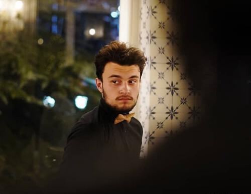 عکس بازیگر نقش میثم در زخم کاری ۱