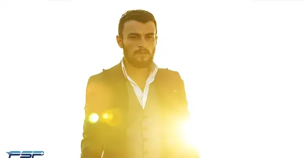عکس بازیگر نقش میثم زخم کاری