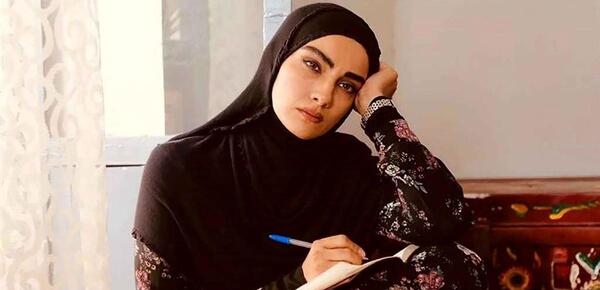 عکس بازیگر نقش نجلا ۱