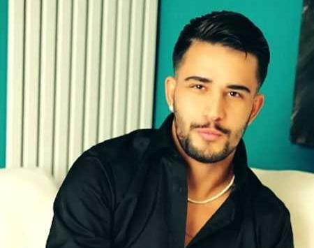 عکس آهنگ علی حسینی فرشته شانه راست