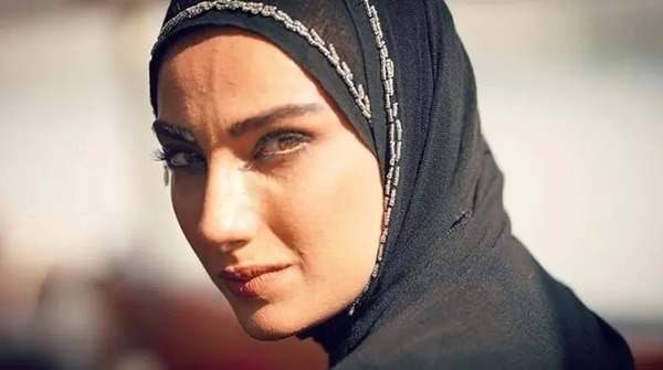 عکس بازیگر نقش نجلا فصل اول