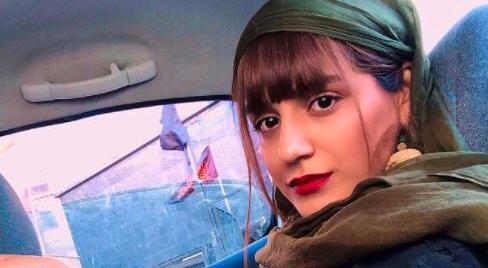 عکس بیوگرافی بازیگر نقش میجان در کلبه ای در مه