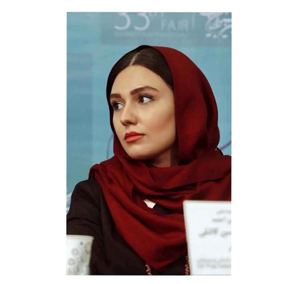 عکس بازیگر نقش کودکی لیلا در بیگانه ای با من است