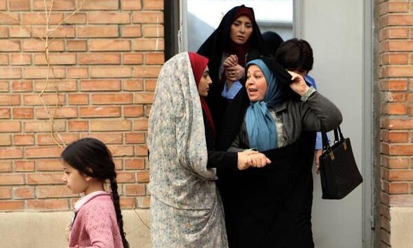 عکس بازیگر نقش کشور در زیرخاکی ۳