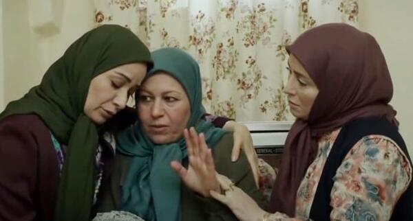 عکس بازیگر نقش کشور در سریال زیرخاکی