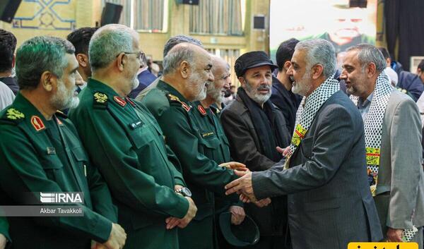عکس بازیگر نقش حاج قاسم سلیمانی در خانه امن
