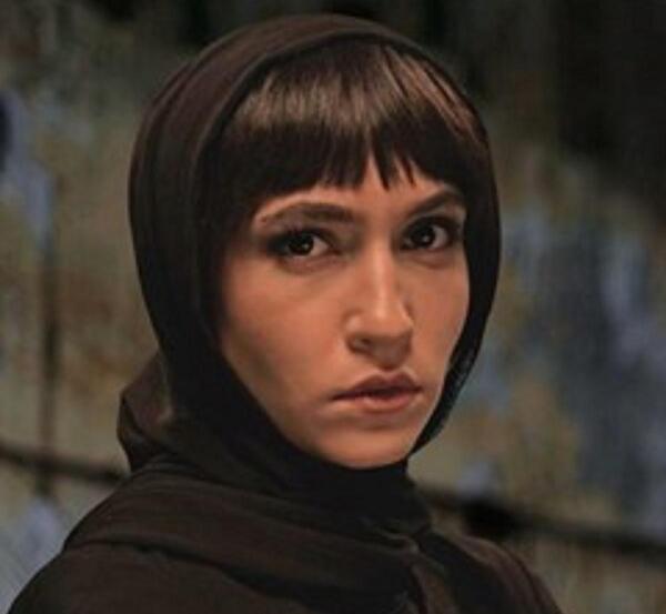 عکس بازیگر نقش ژینوس در ماه پیشونی