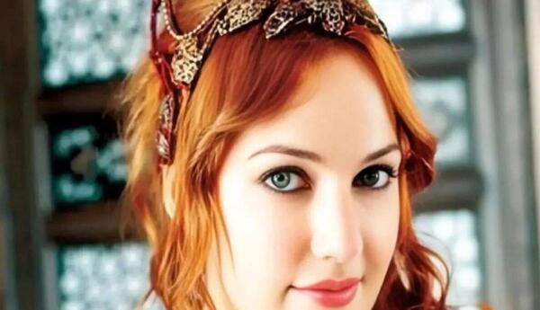 عکس بازیگر نقش پیری های خرم سلطان