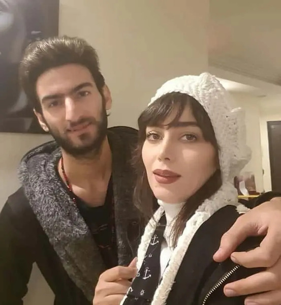 عکس بیوگرافی بازیگر نقش روژان در نون خ