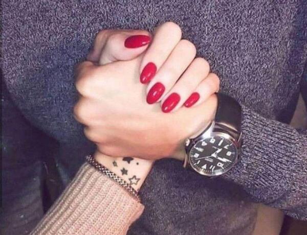 اینستا باکلاس عکس دست دختر بلوچ برای پروفایل