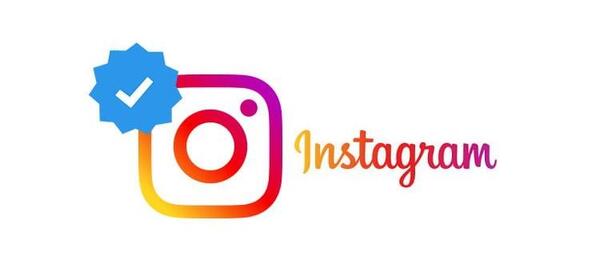 عکس تیک آبی رنگ اینستاگرام