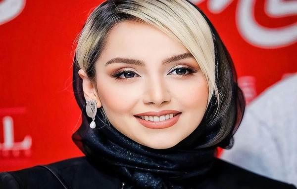عکس جدید نازنین بیاتی و همسرش