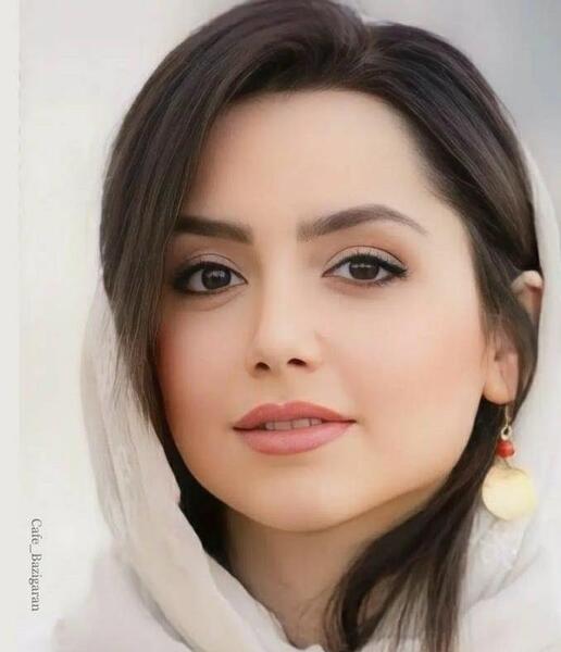 عکس جدید از نازنین بیاتی