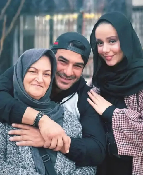 عکس جدید یوسف تیموری و همسرش