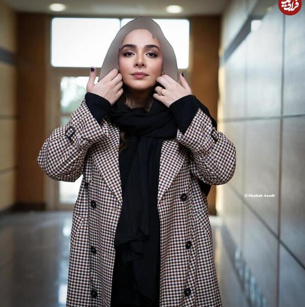 عکس جدید یاسمن در گرگ و میش