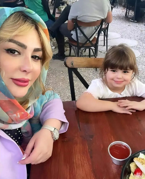 عکس جدید نیوشا ضیغمی در اینستا