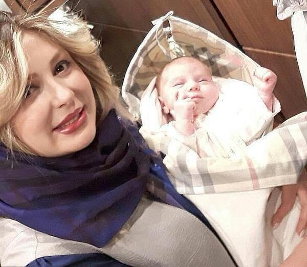 عکس جدید نیوشا ضیغمی ودخترش