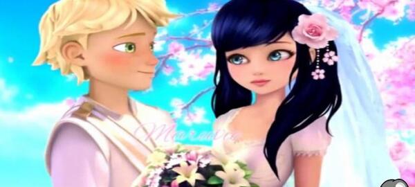 عکس دختر کفشدوزکی با گربه سیاه عاشقانه