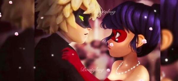 ازدواج پاریس عکس دختر کفشدوزکی و گربه ی سیاه عاشقانه