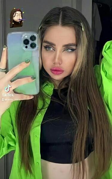 کیوت عکس نیکا ویسگون