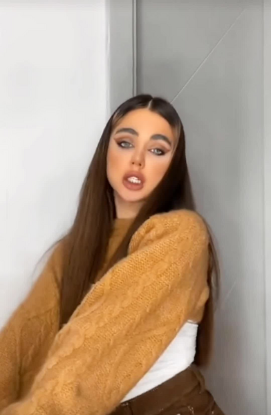 کیوت عکس نیکا ویسگون