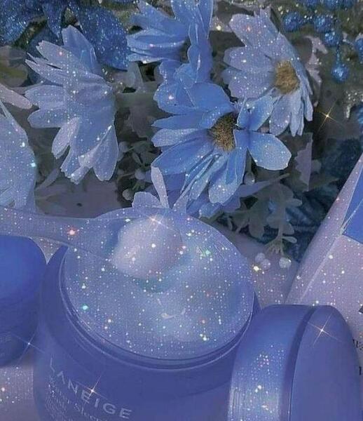 عکس های کیوت دخترونه آبی