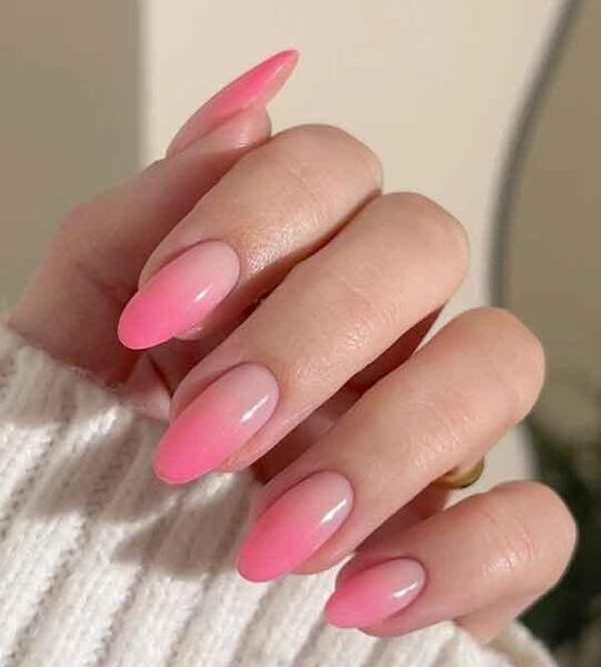 عکس ناخن کیوت صورتی