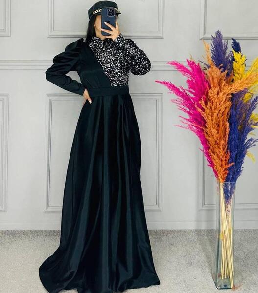 عکس لباس مجلسی شیک مشکی ساتن