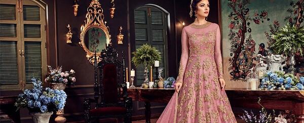 عکس فروشگاه آنلاین لباس مجلسی زنانه