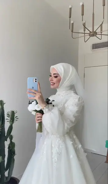 عکس لباس مجلسی زنانه برای عروسی با حجاب