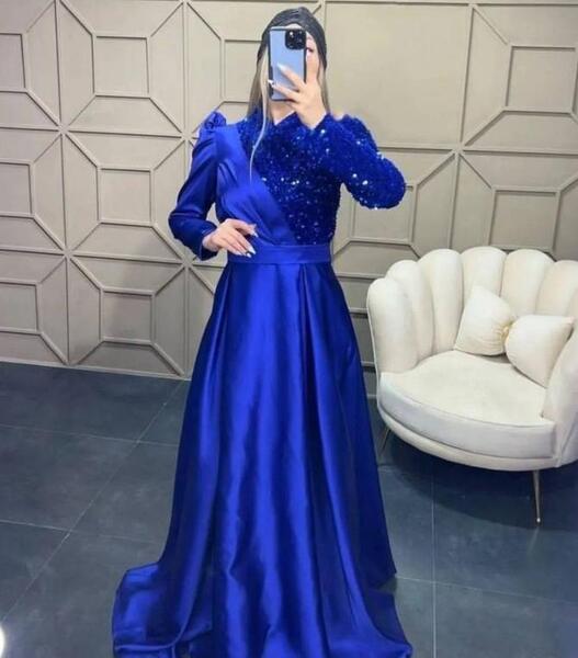 عکس لباس مجلسی زنانه پولکی مخمل