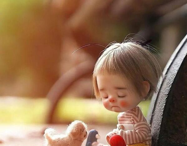 عکس پروف دخترونه عروسکی غمگین