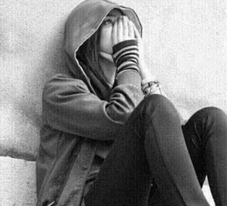 عکس پروف دخترونه در حال گریه