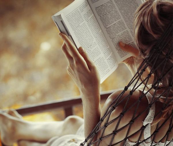 عکس پروف دخترونه با کتاب