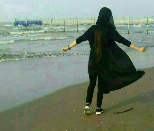 عکس پروف فیک دخترونه کنار دریا