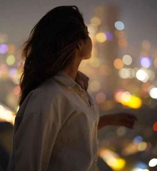 عکس پروف دخترونه با لباس سفید