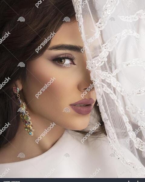 عکس پروف دخترونه با لباس سفید