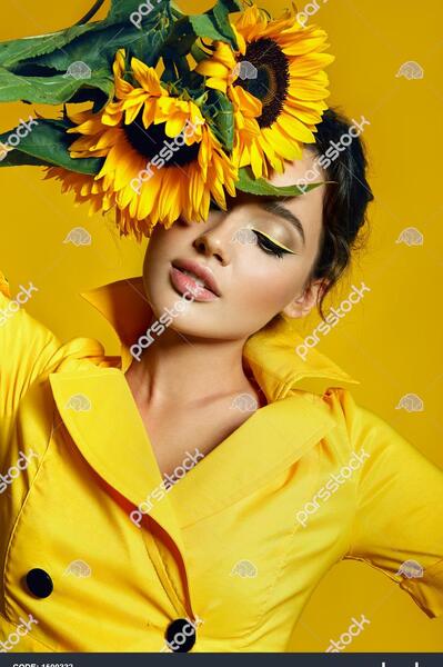 عکس پروف دخترونه با لباس زرد