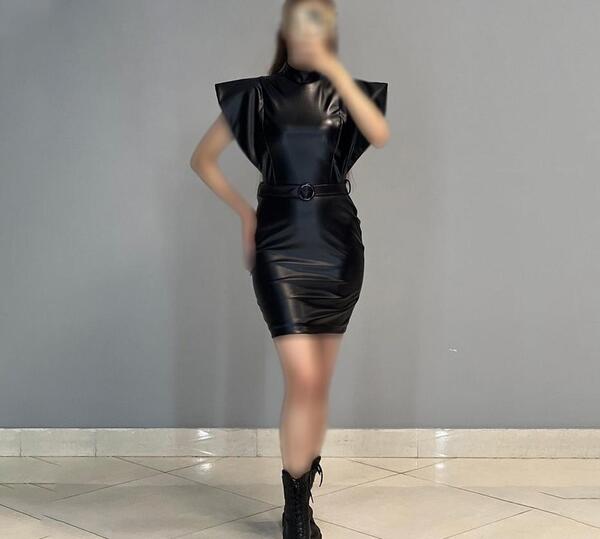 عکس مدل لباس مجلسی زنانه چرمی